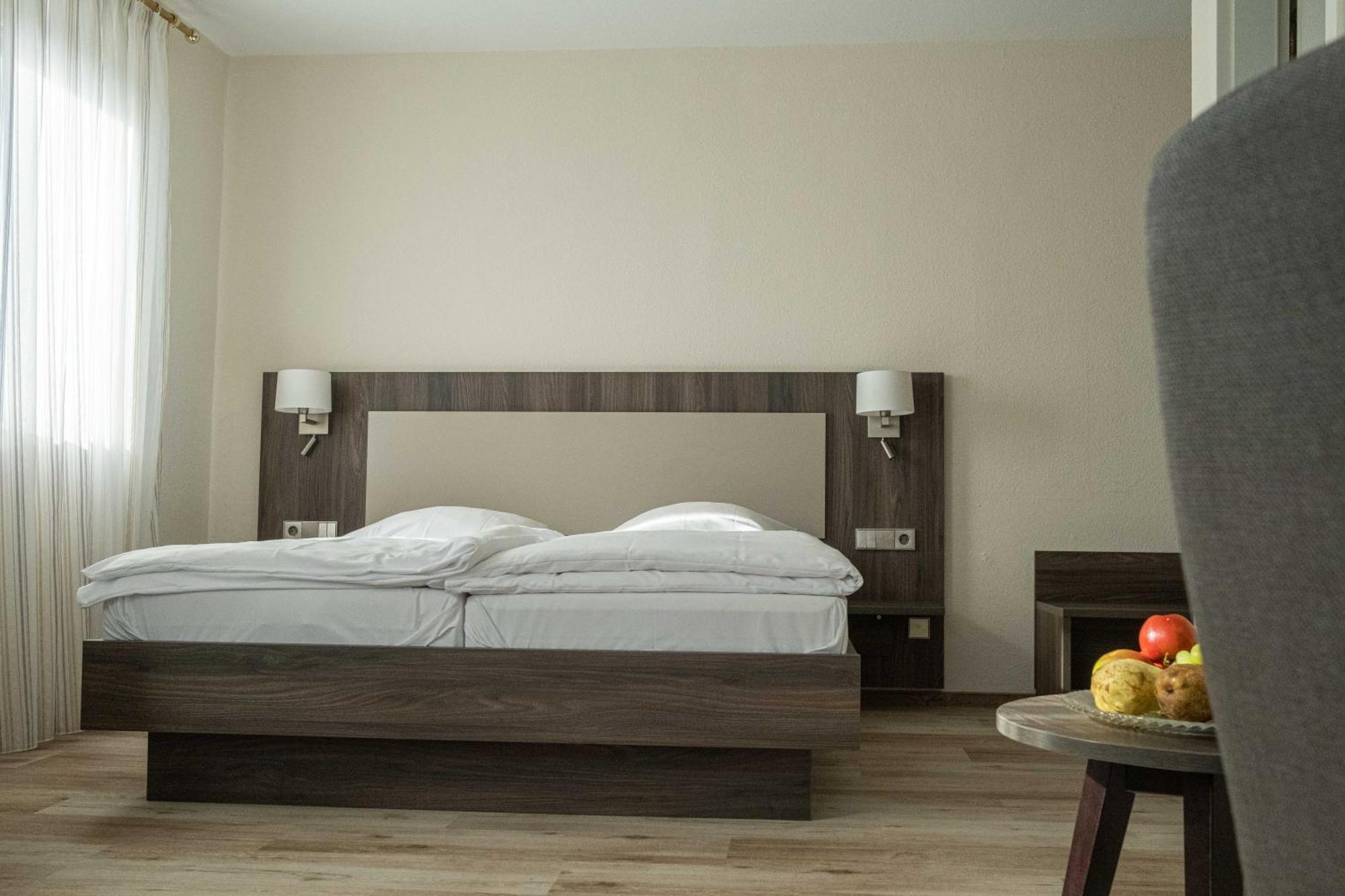 Hotel-Restaurant Kelter Esslingen am Neckar Екстер'єр фото